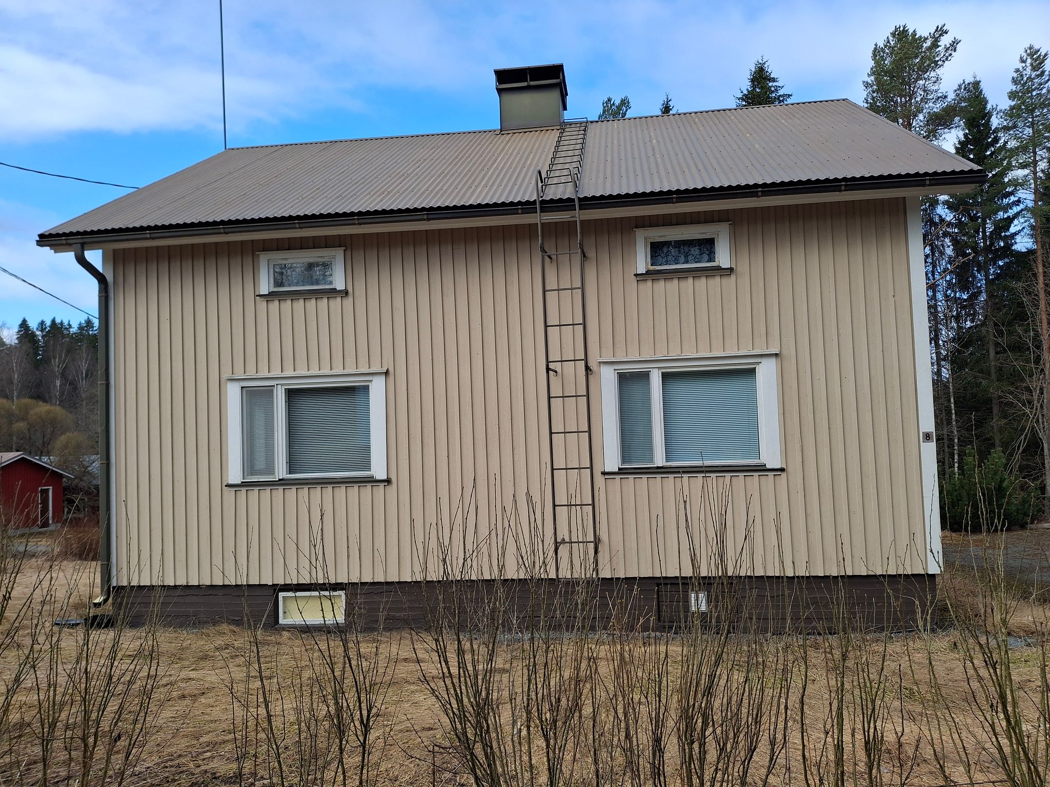 Image 3/40