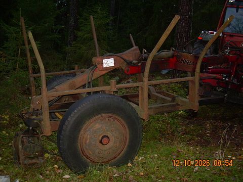 Image 3/9