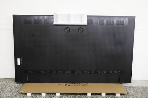 Image 11/25