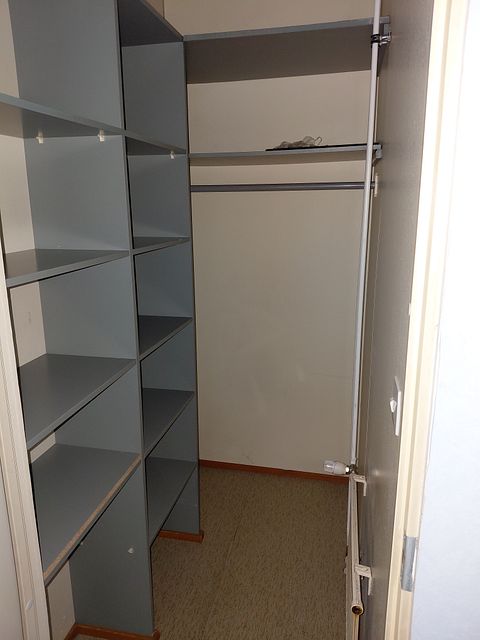 Image 8/15