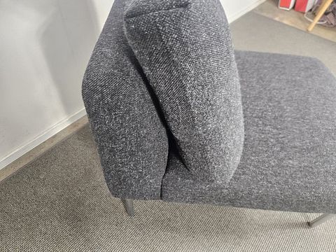 Image 8/12