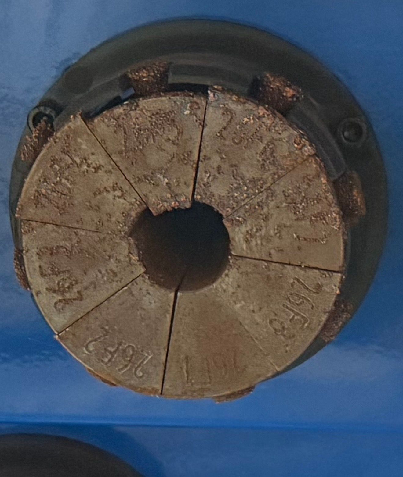 Image 6/6