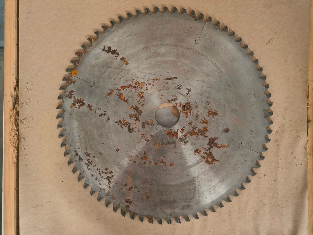 Image 24/84