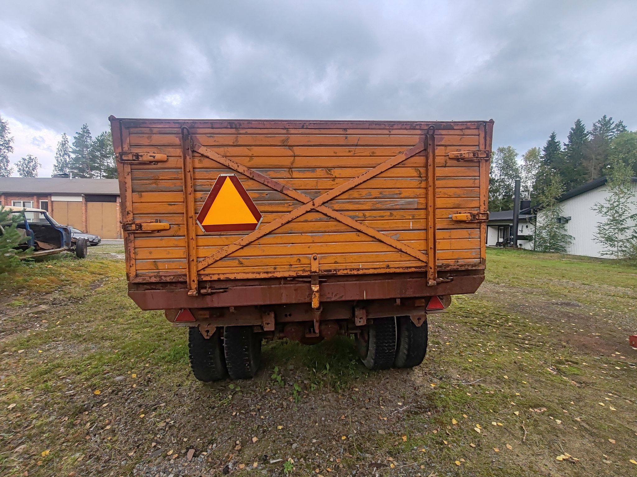 Image 6/12