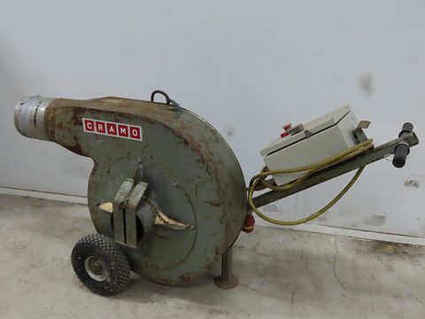 Image 5/6
