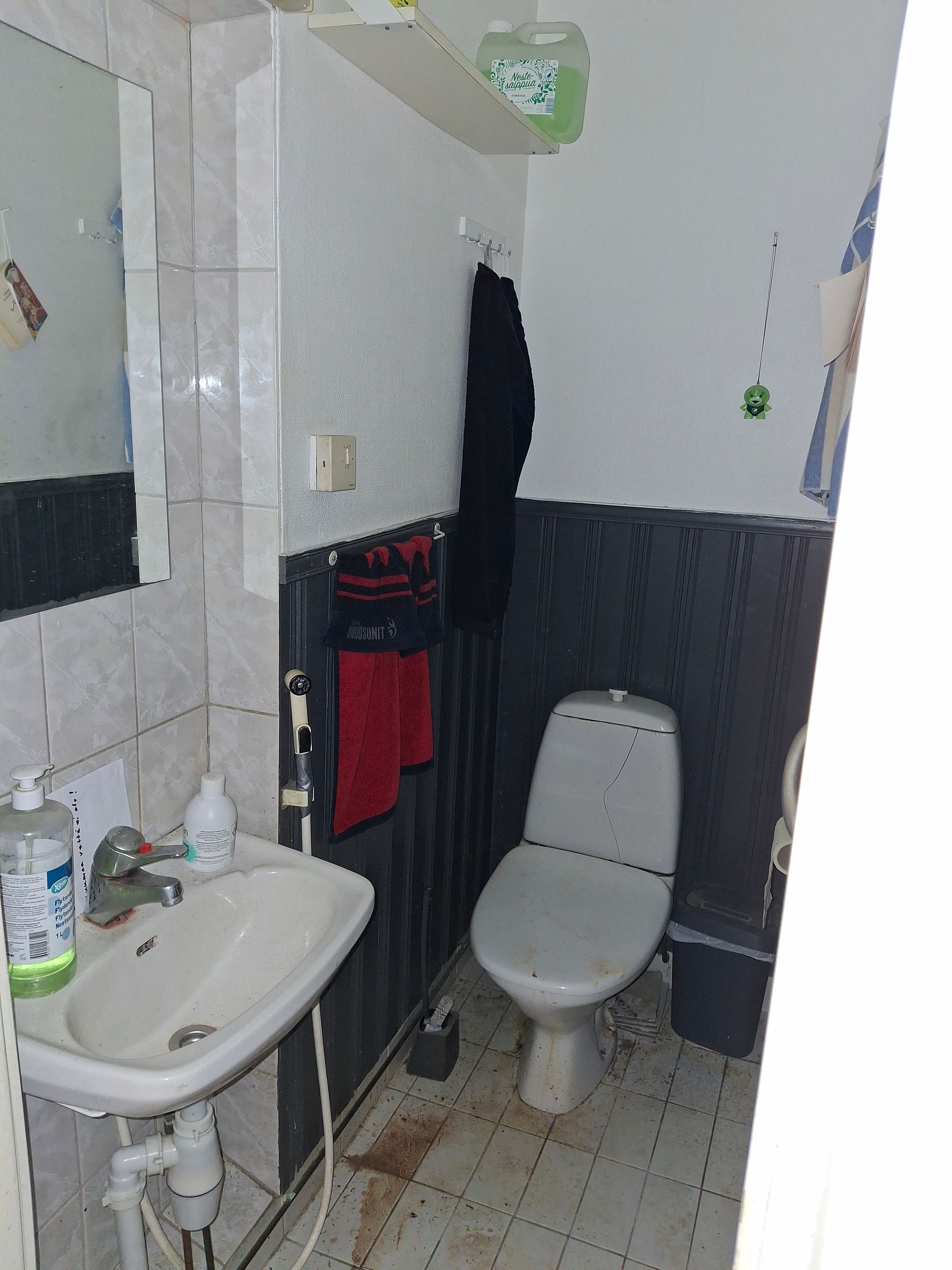 Image 18/42