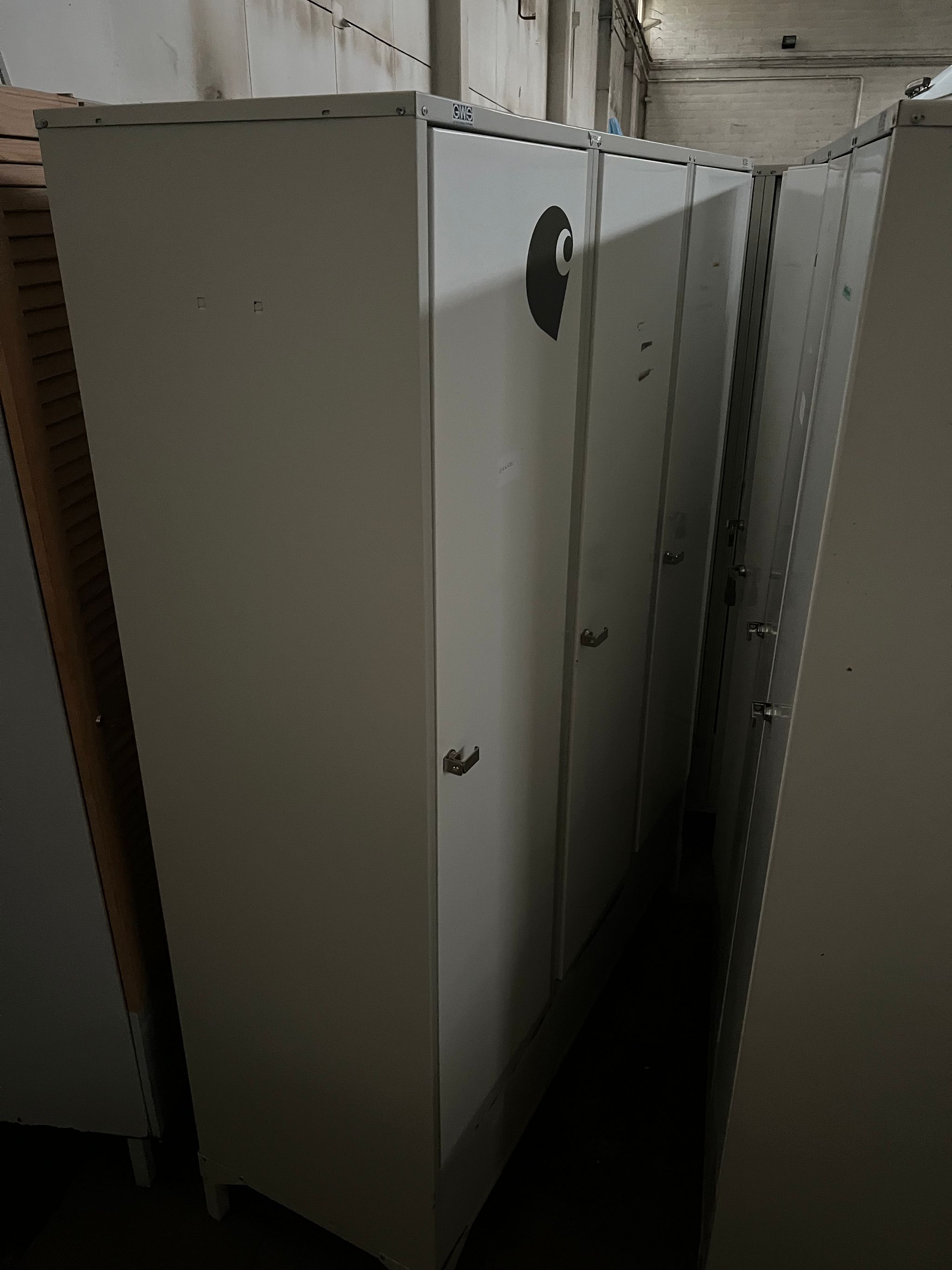 Image 7/8
