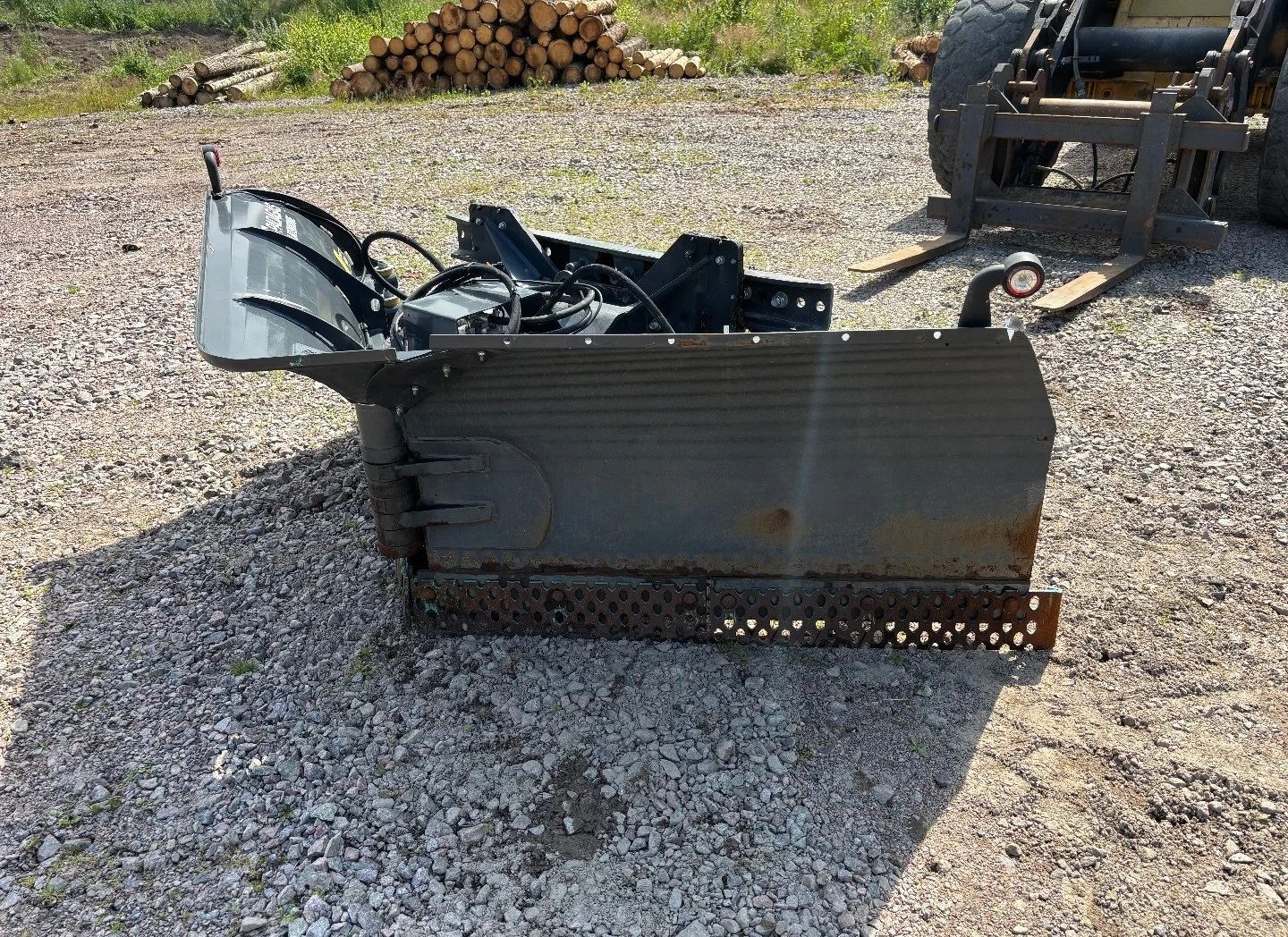 Image 6/9