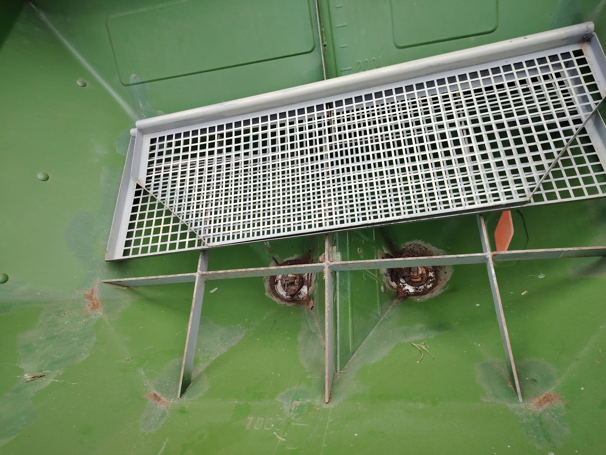 Image 7/10