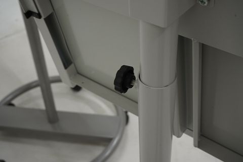 Image 8/9