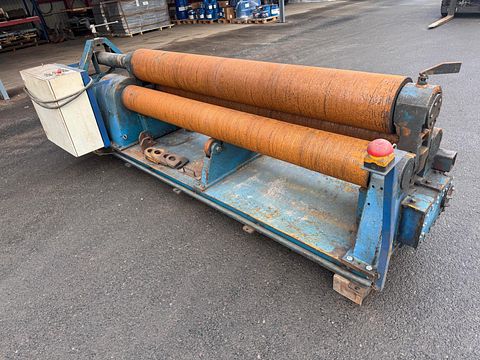 Image 8/15