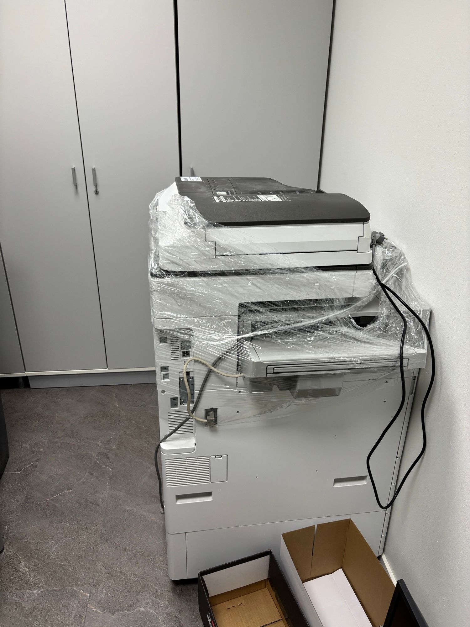 Image 1/3