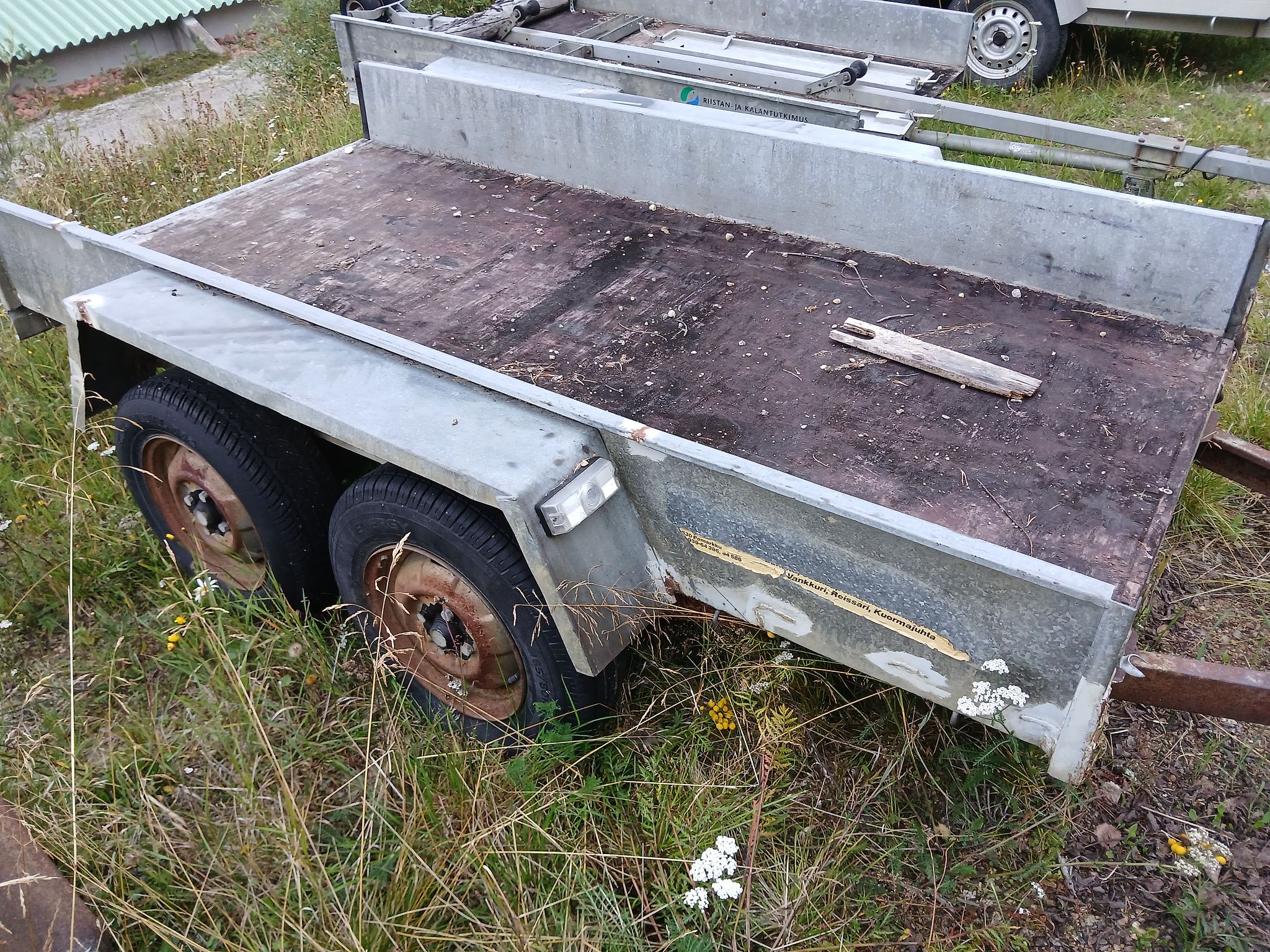 Image 3/4