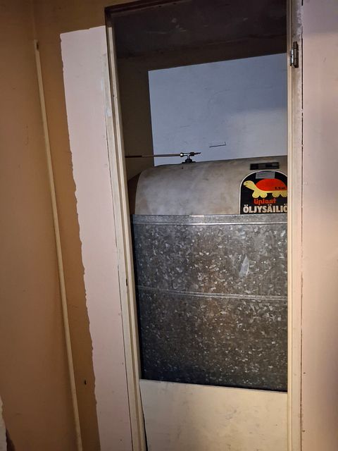 Image 37/44