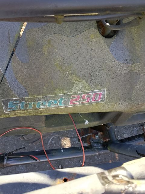 Image 4/6