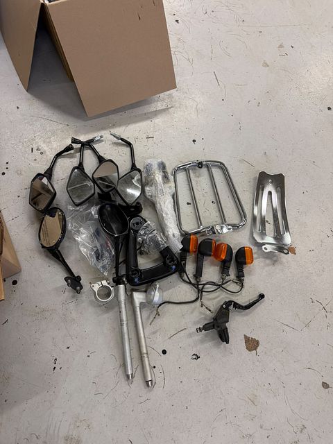 Image 11/17