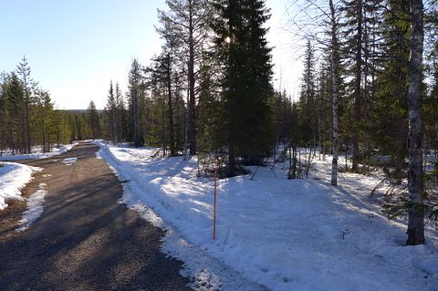 Image 2/4