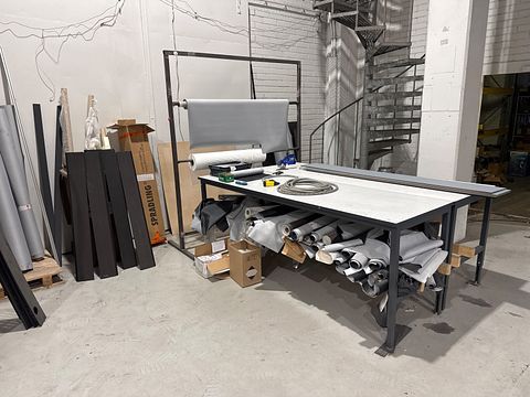 Image 1/23