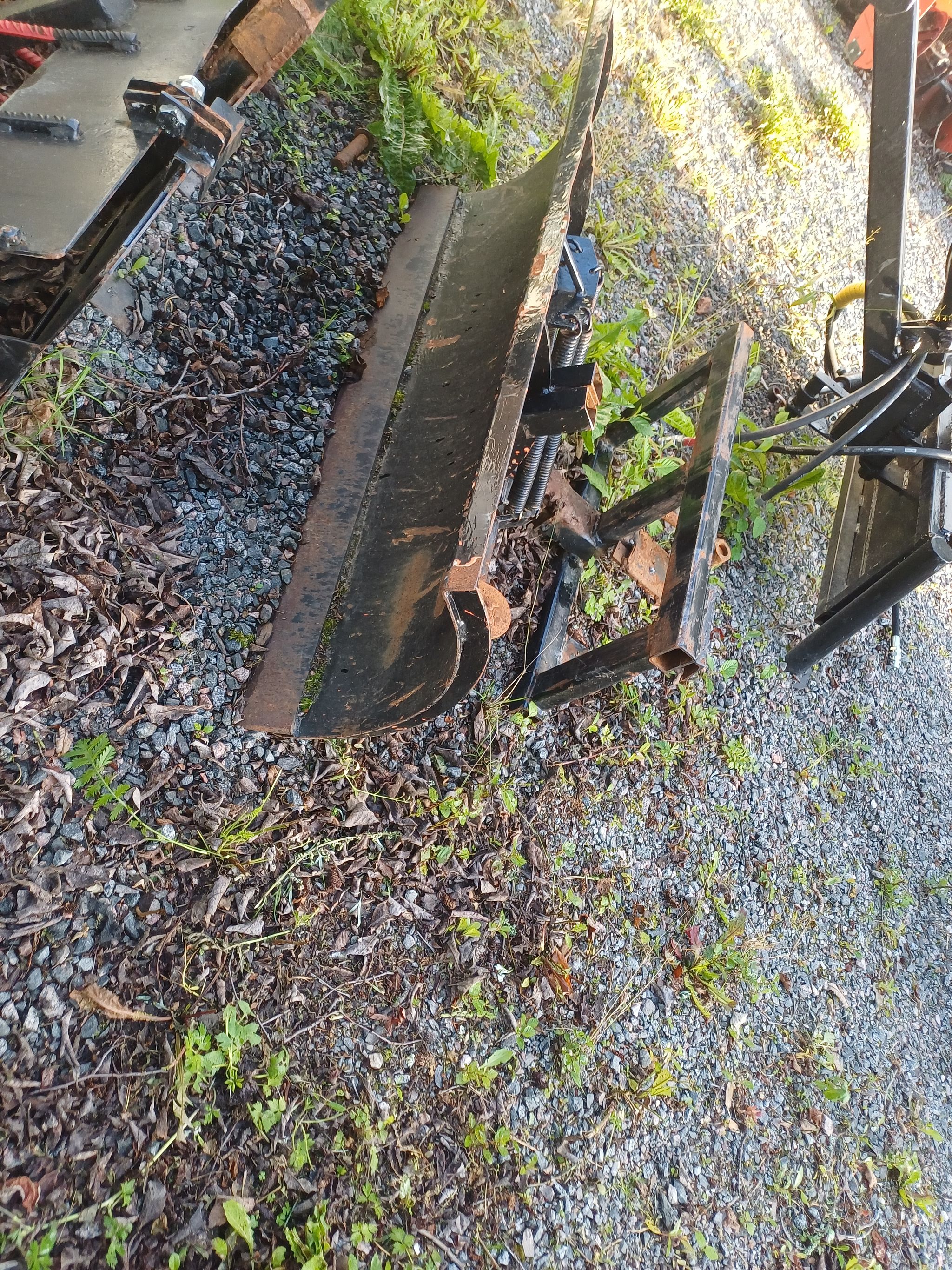 Image 2/3