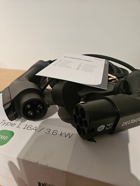 Image 4/9