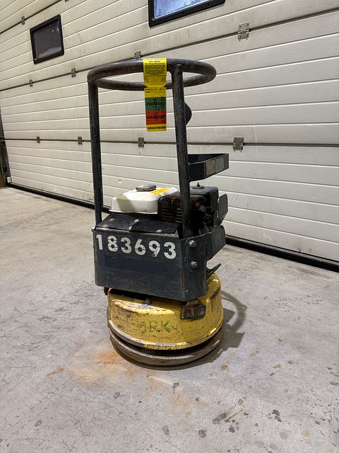Image 3/5