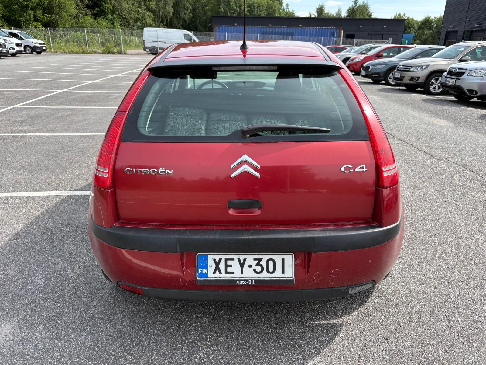 Image 6/19