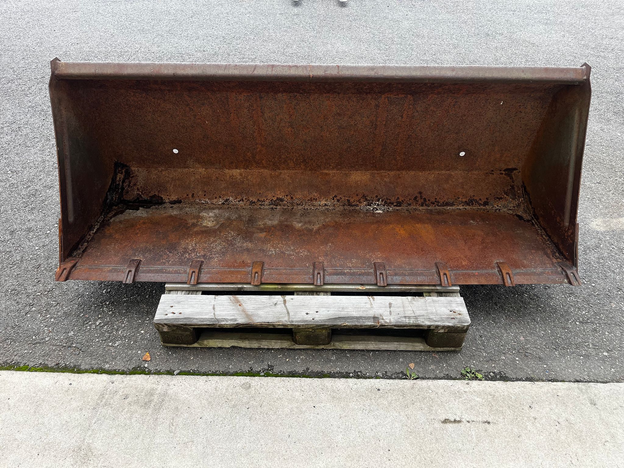 Image 5/7
