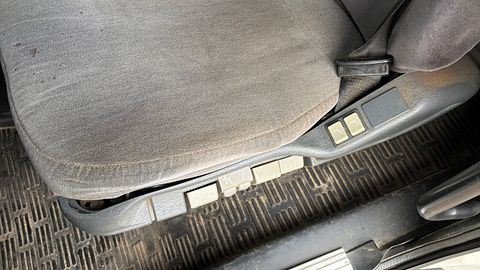 Image 34/36