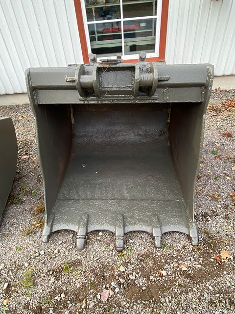 Image 3/4