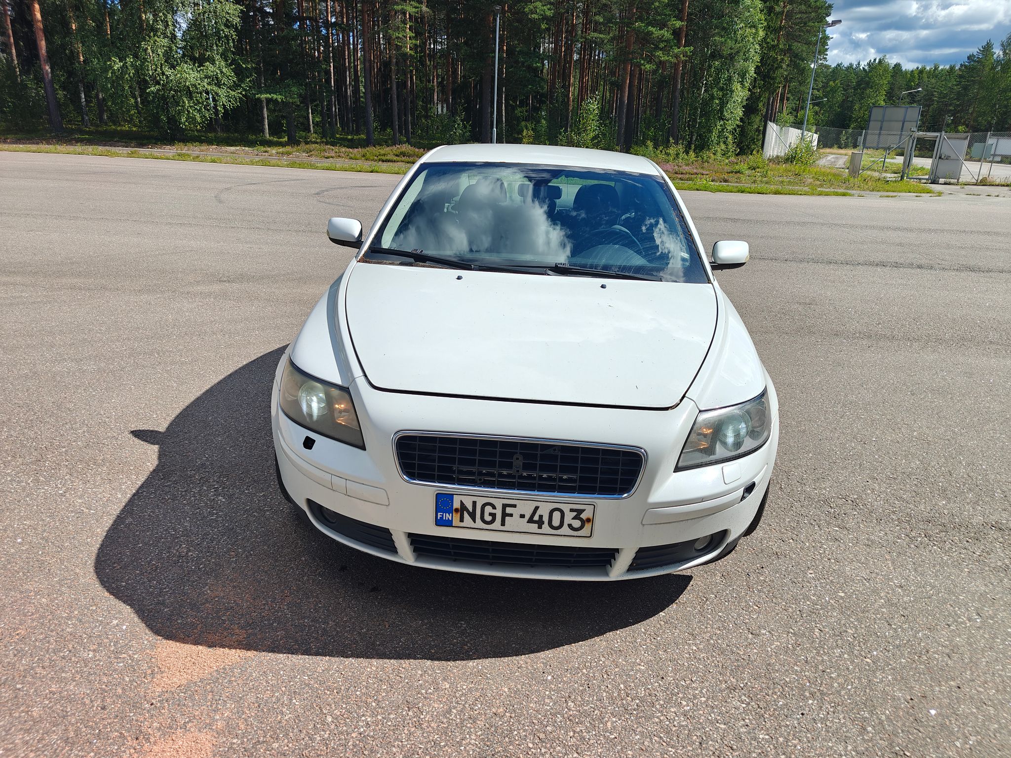 Image 1/10