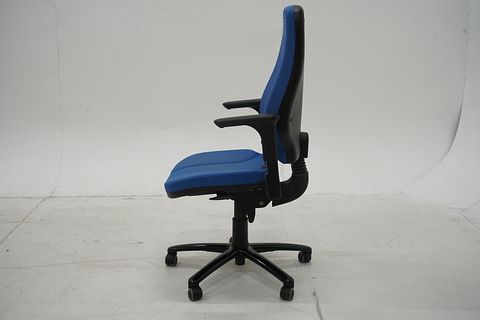 Image 3/10