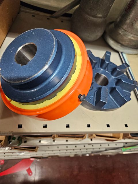 Image 4/4