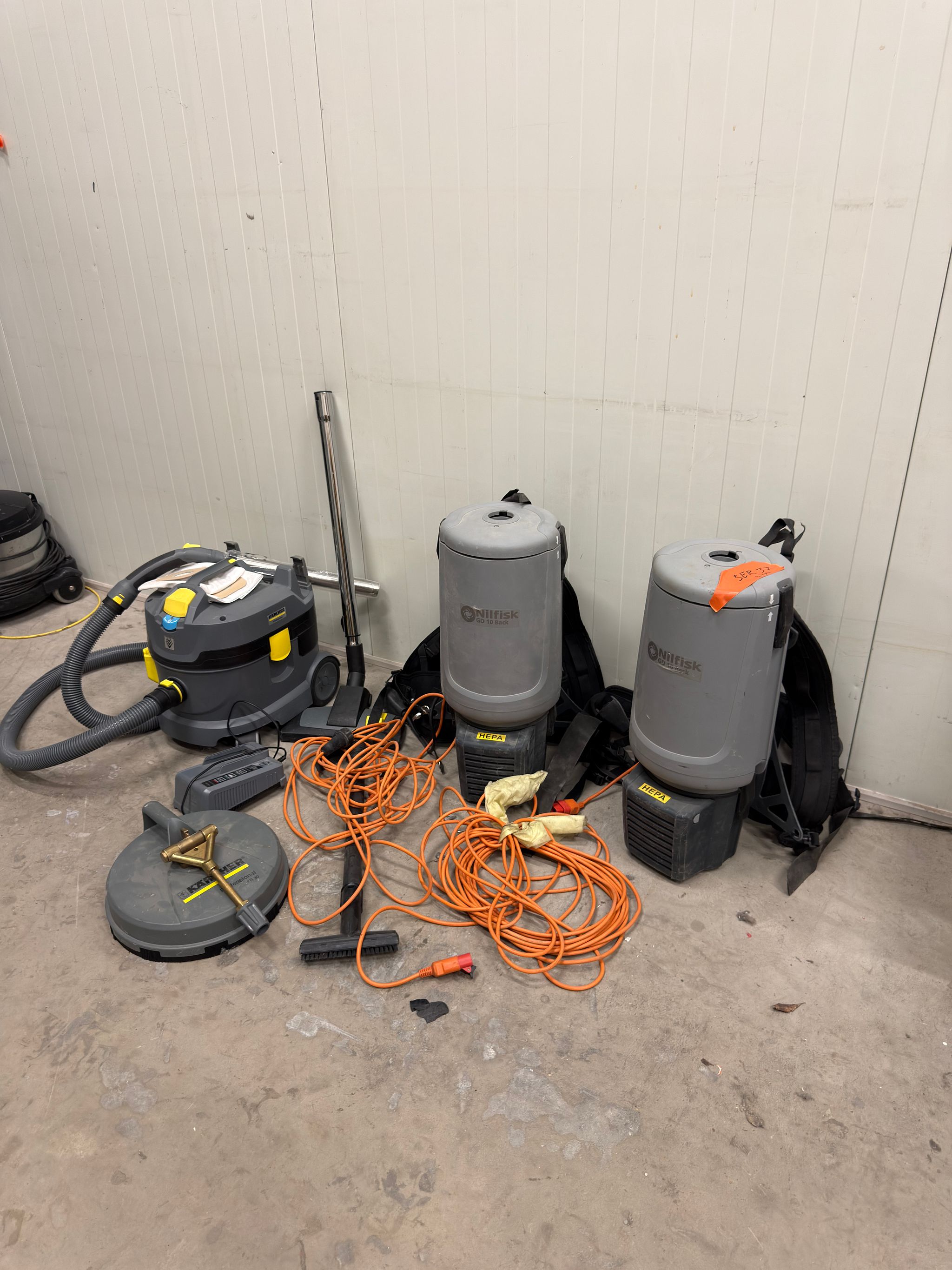 Image 3/22