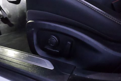 Image 10/31