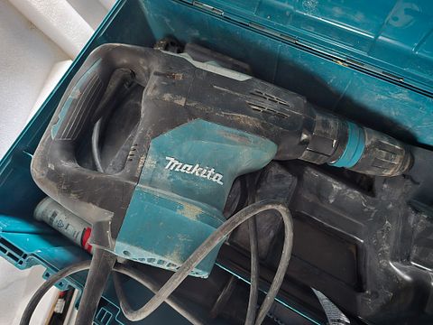 Image 9/34