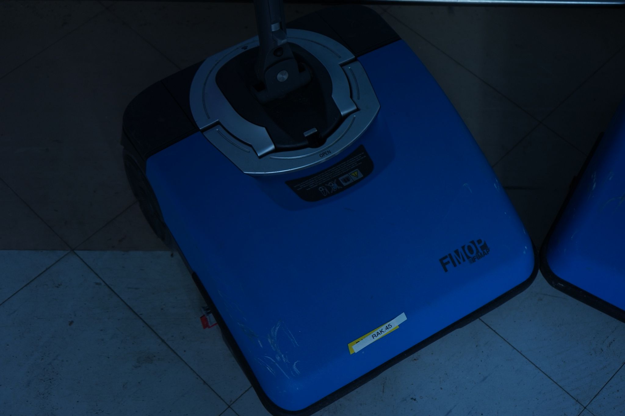 Image 10/15