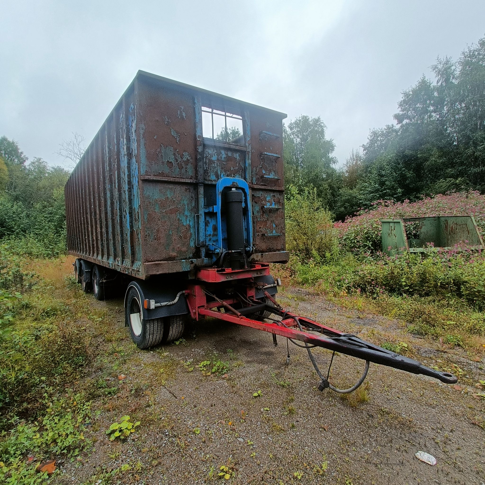 Image 8/21