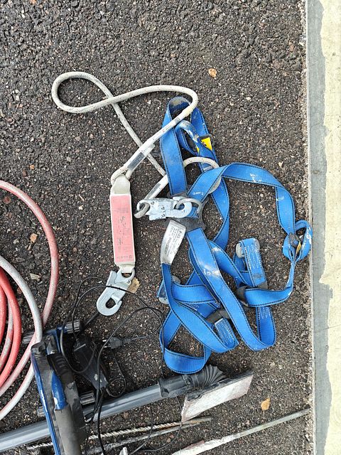 Image 6/9