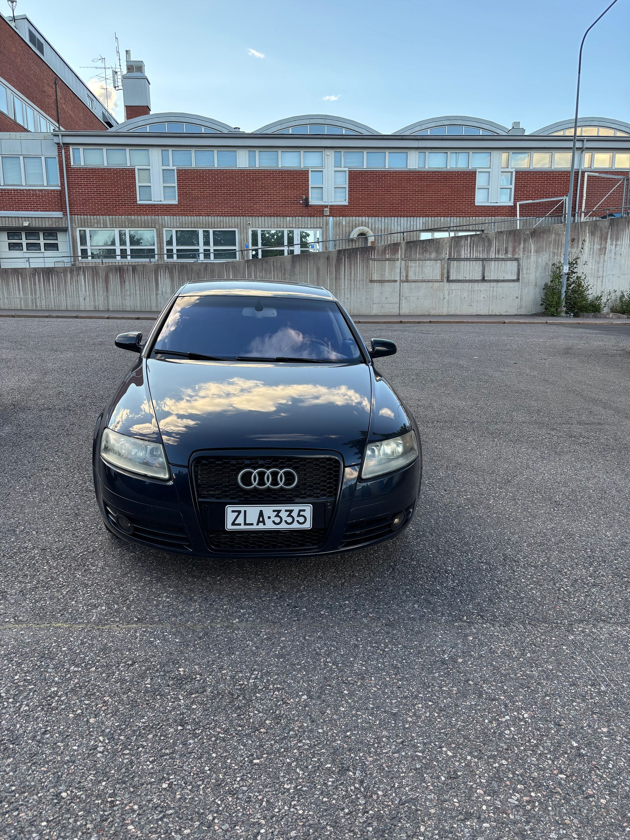 Image 2/11