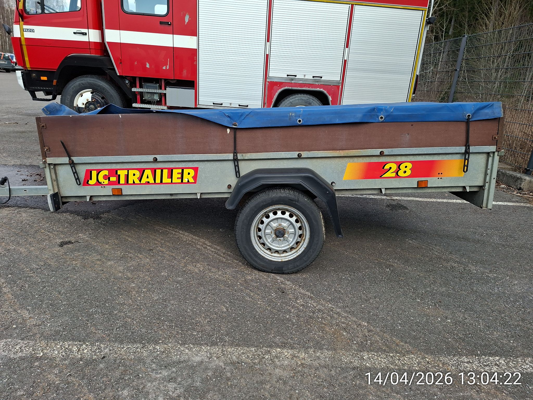 Image 6/10