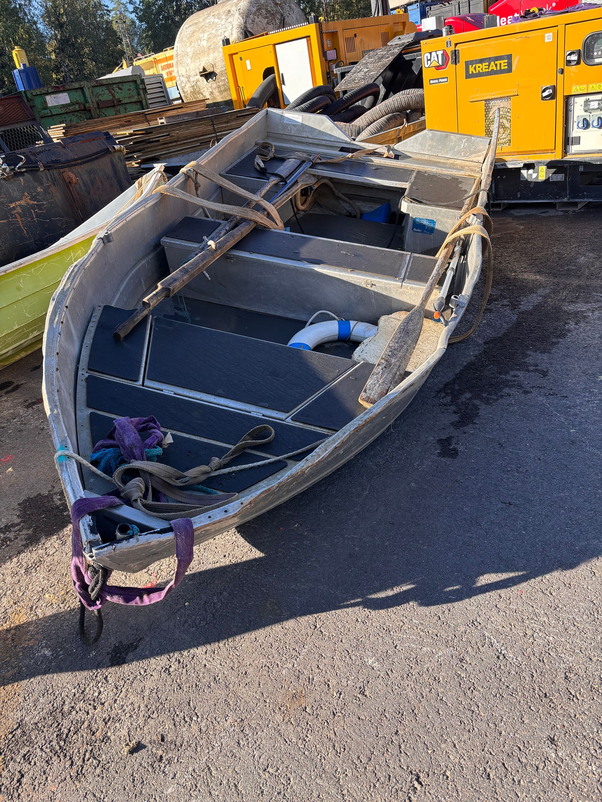 Image 1/9