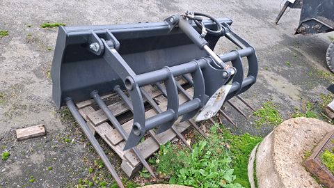 Image 1/3