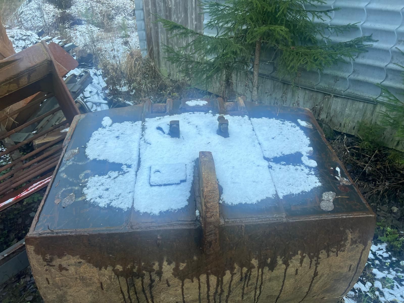 Image 3/3