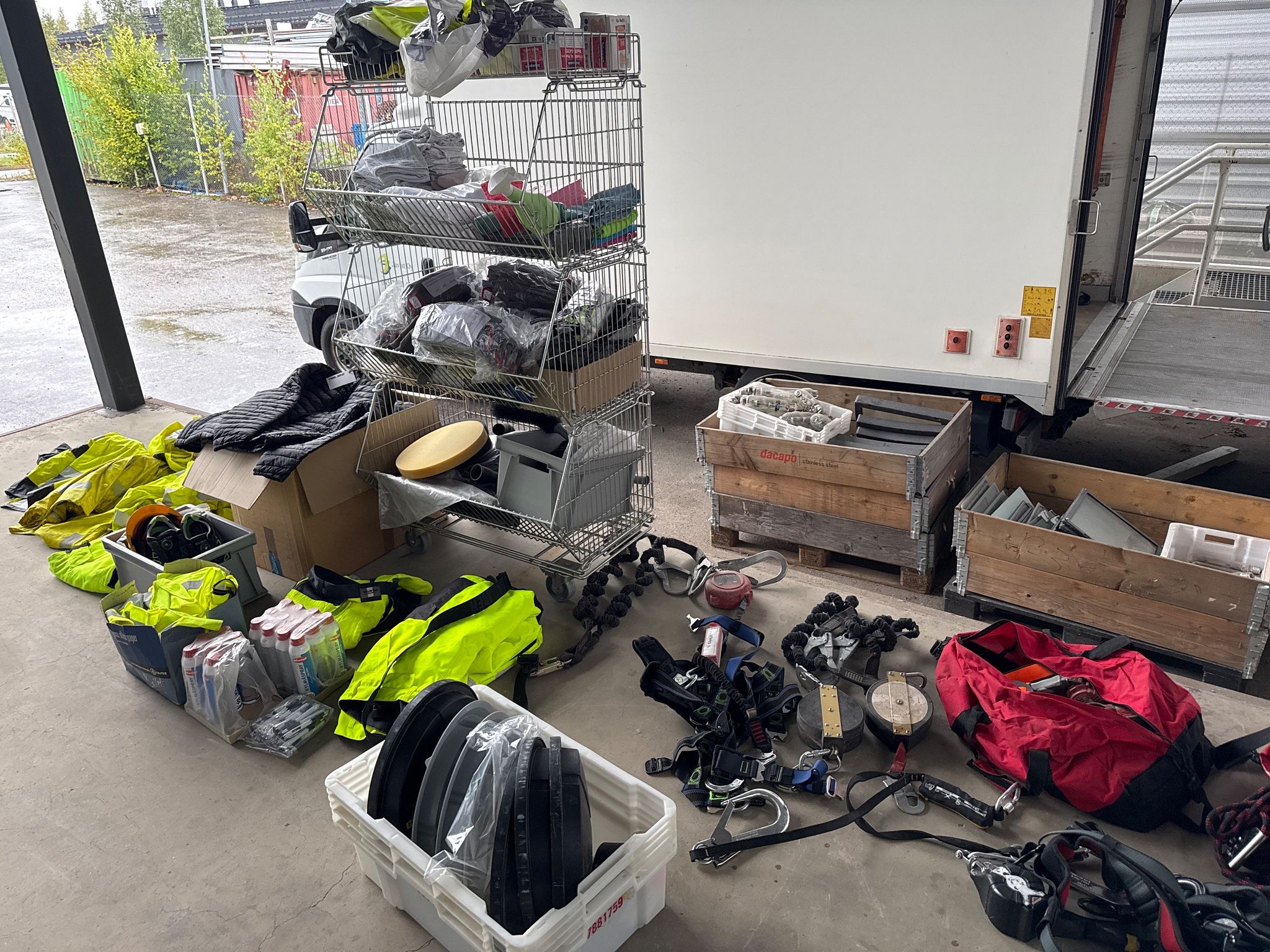 Image 2/25