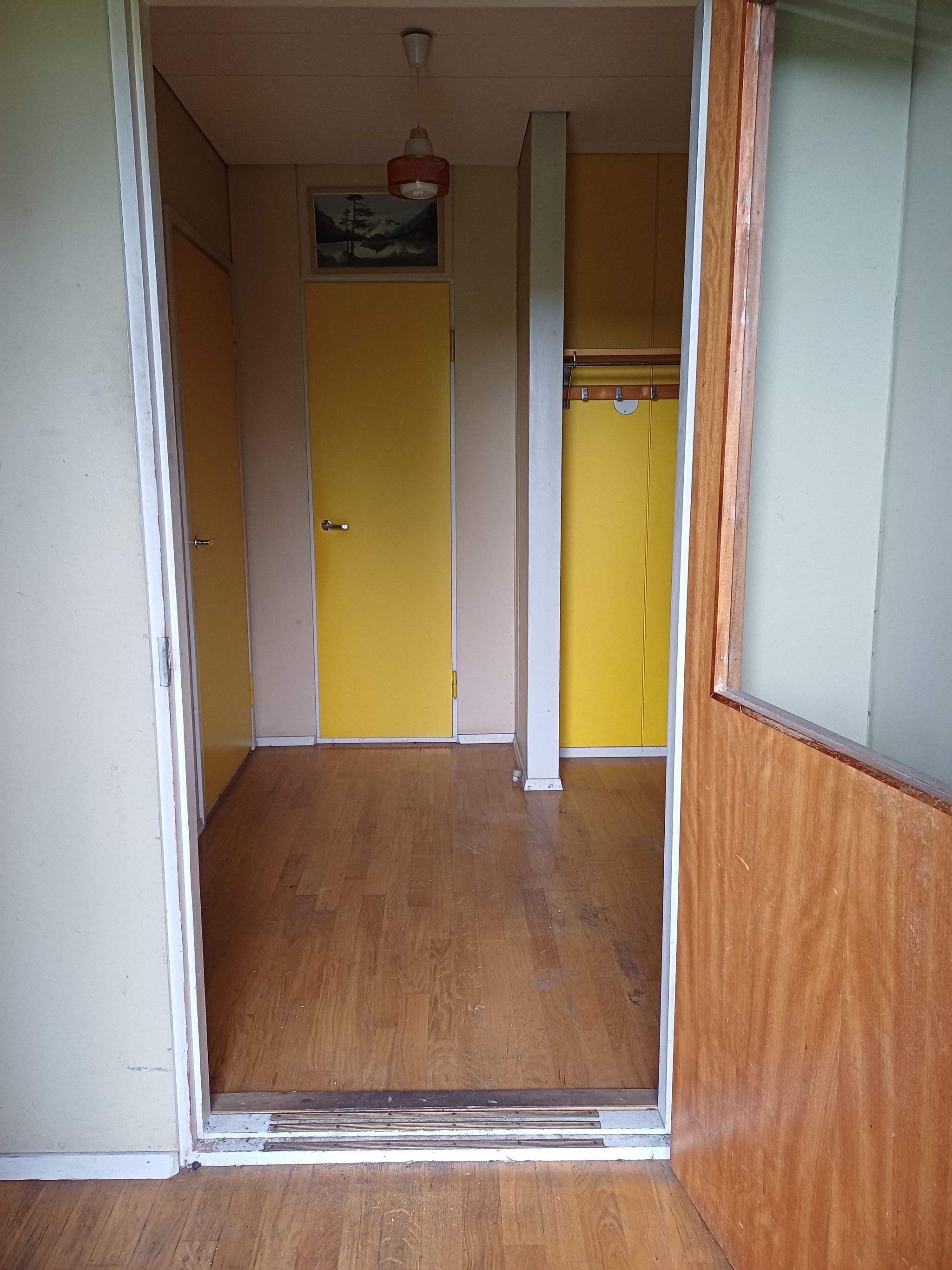 Image 20/56