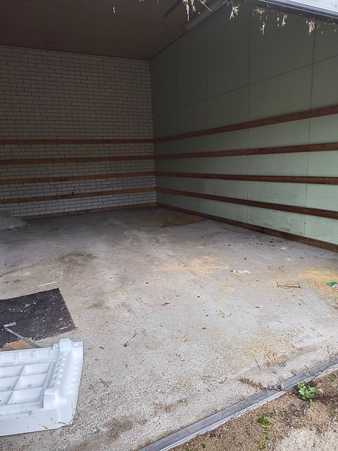 Image 31/31