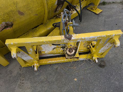 Image 2/7