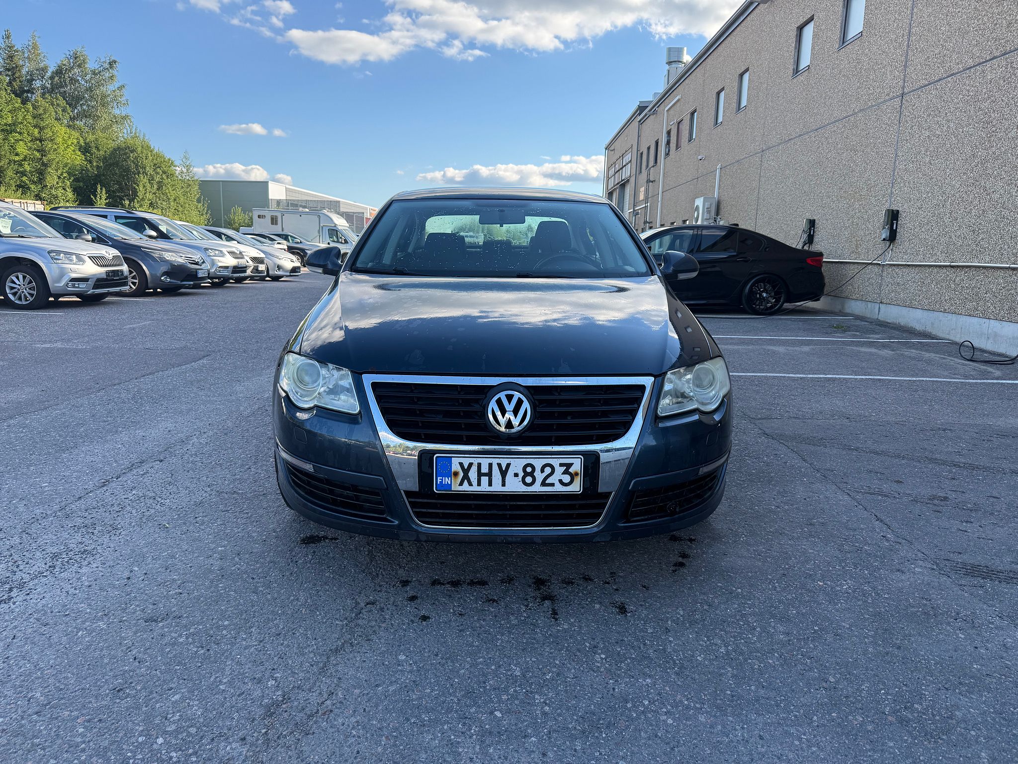Image 2/25