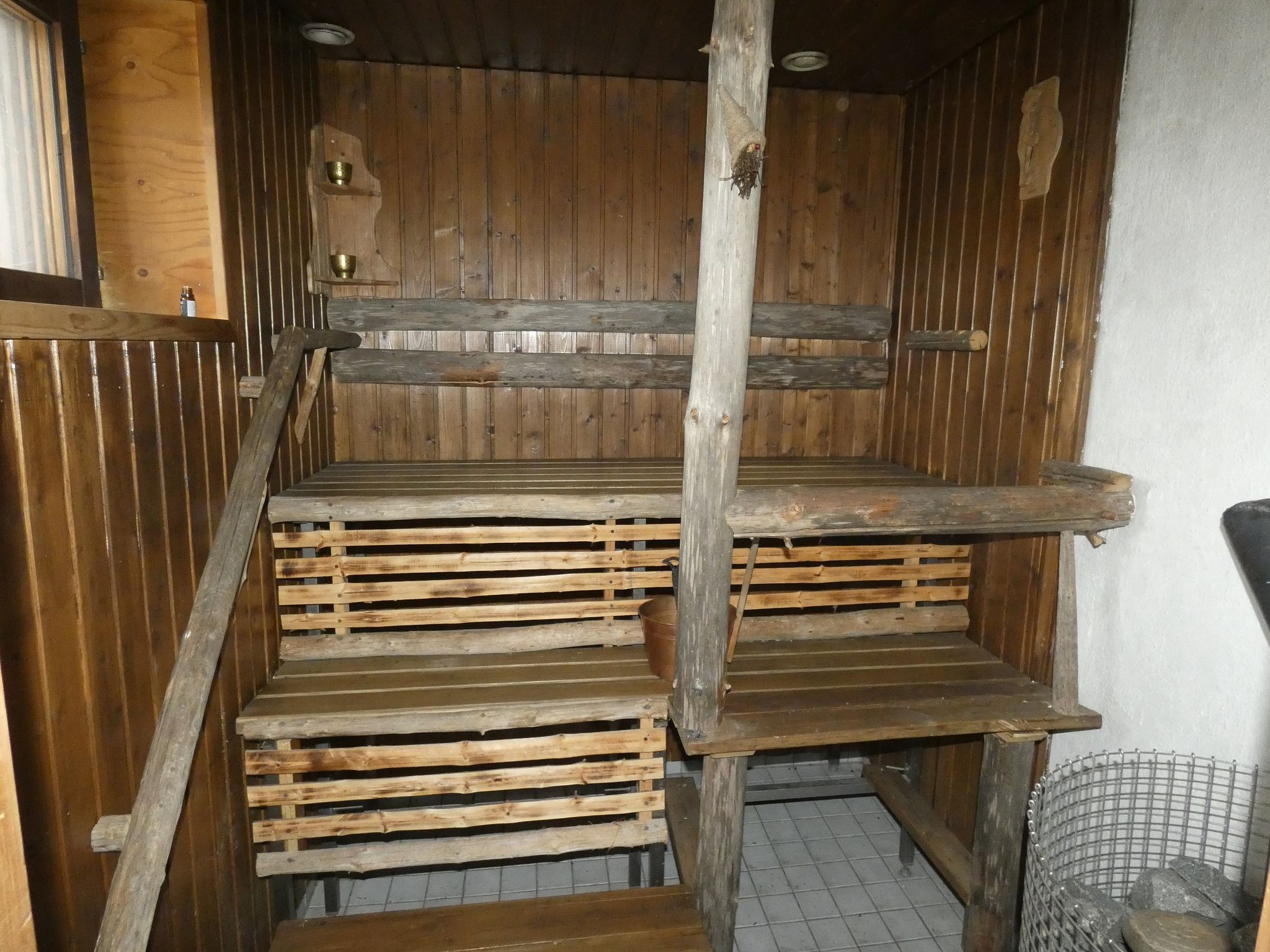 Image 35/38