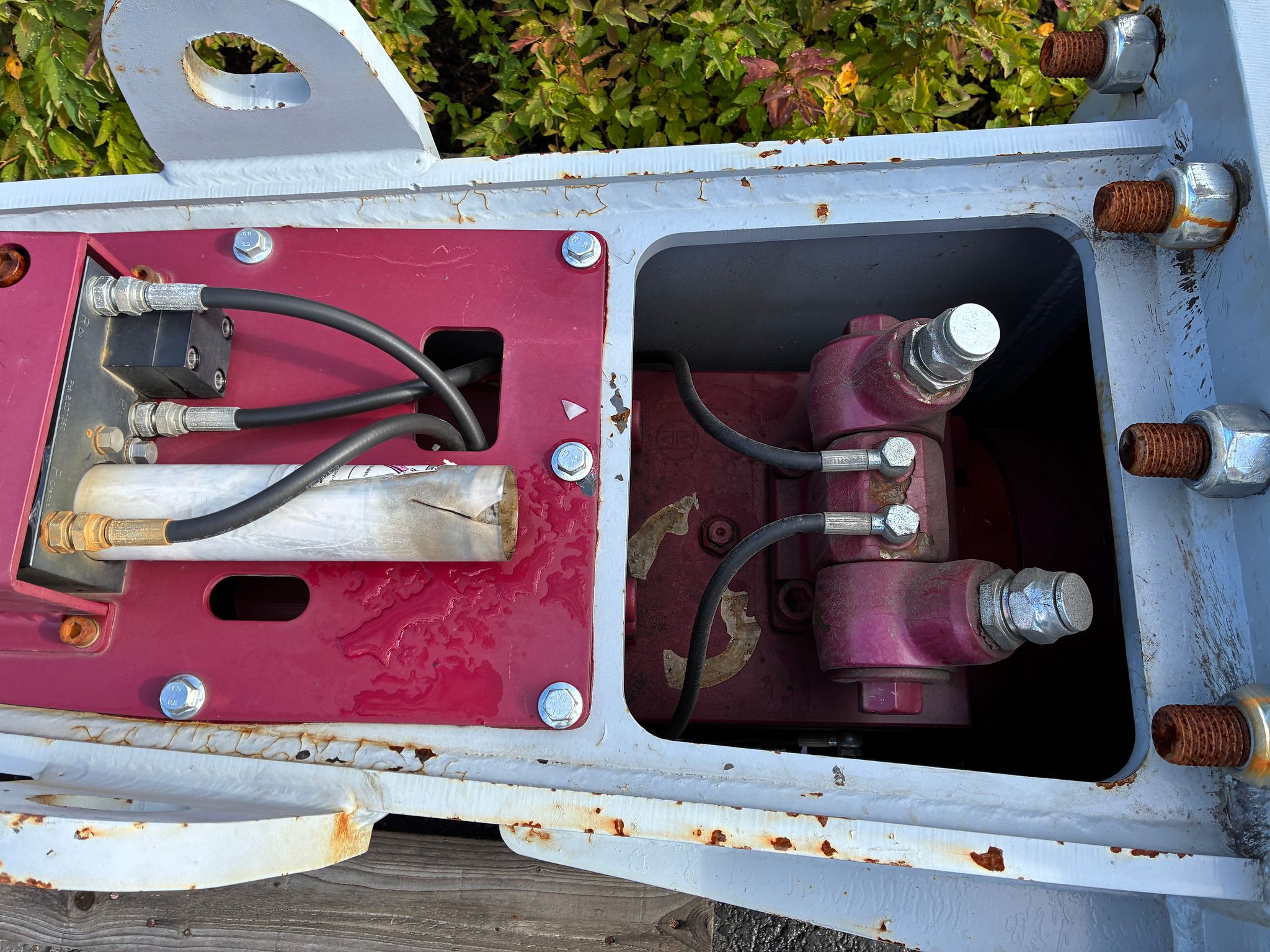 Image 3/8